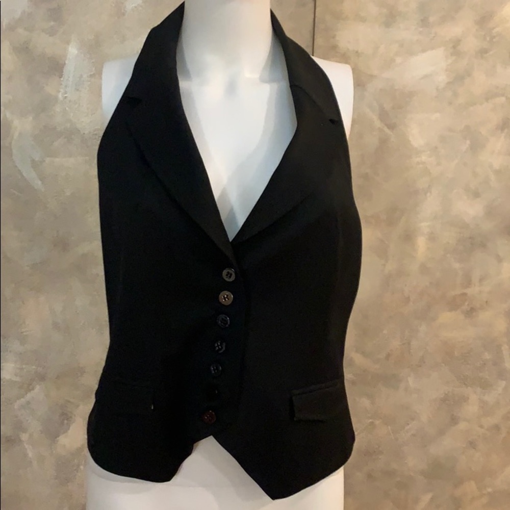 Glamour Campaign vest